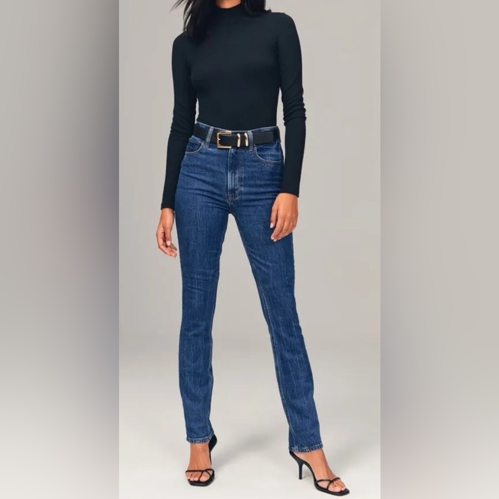 Abercrombie The Slim Straight Ultra High Rise Jeans